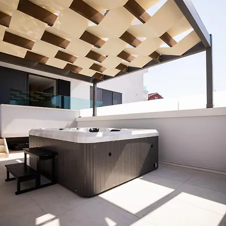 Sopic Luxury With Private Whirlpool Διαμέρισμα *