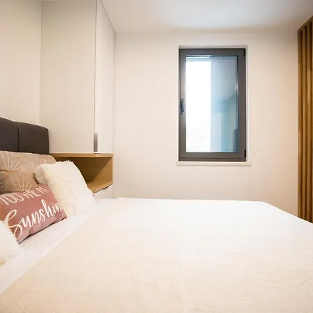 Sopic Luxury With Private Whirlpool Zara