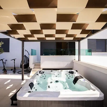 Apartment Sopic Luxury With Private Whirlpool Zadar