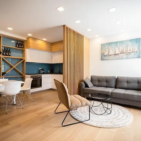 Sopic Luxury With Private Whirlpool Apartment